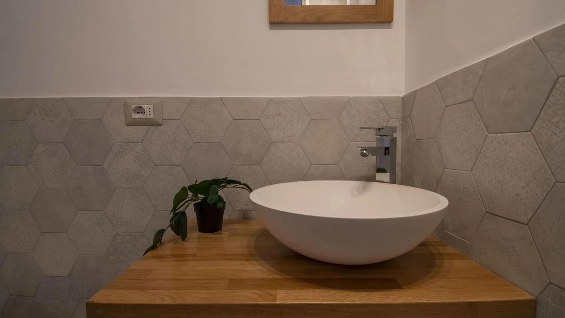 Italian Experience-Brunelleschi Loft Apartment Florence