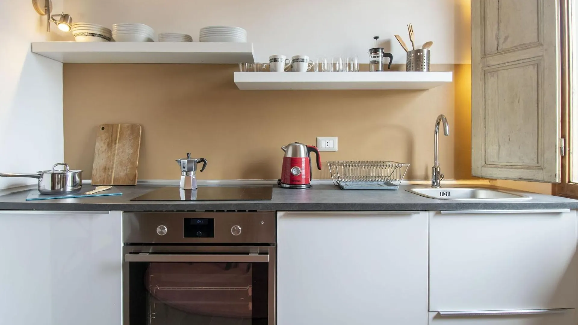 Italian Experience-Brunelleschi Loft Apartment Florence