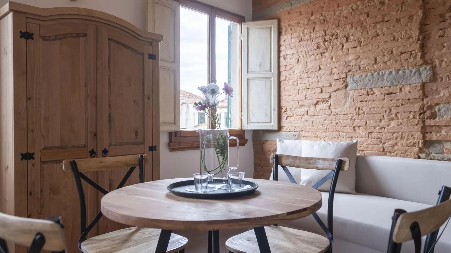Italian Experience-Brunelleschi Loft Apartment Florence 0*,  Italy